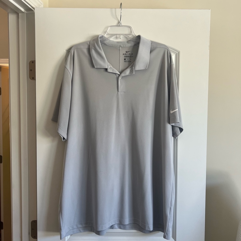 Nike Men's Light Gray Polo Shirt
